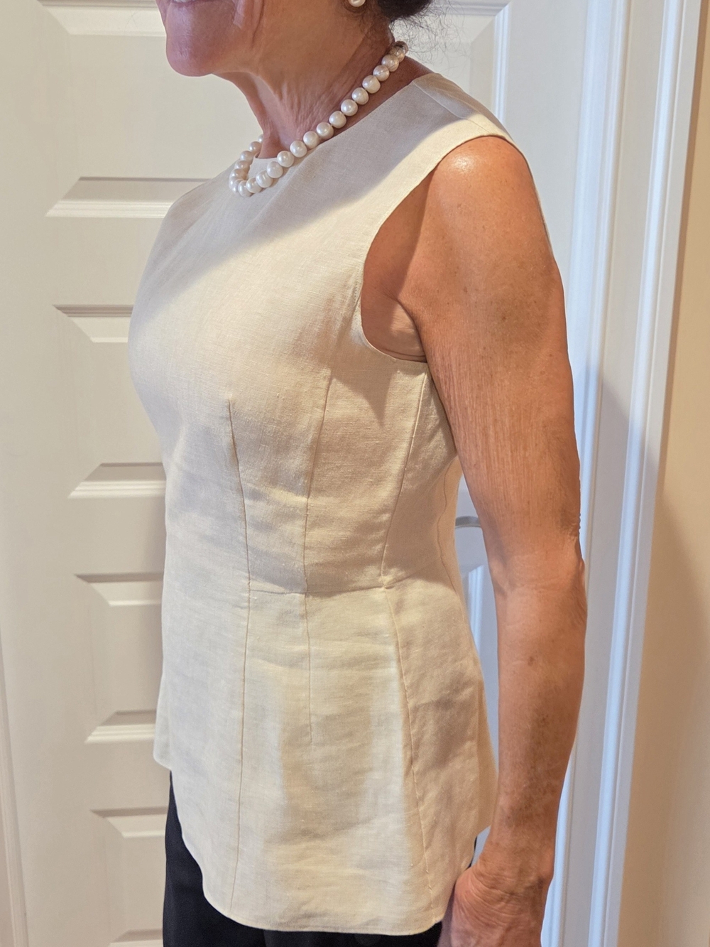 Theory Cream Sleeveless Linen Tunic Top - Picture 3 of 7